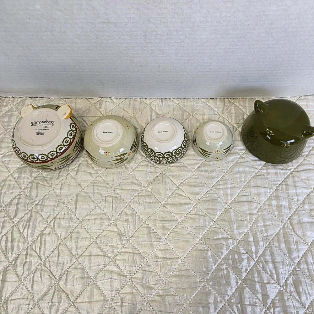Set Of 4 Vintage Temptations Old World Green Nesting Owl Measuring Cups